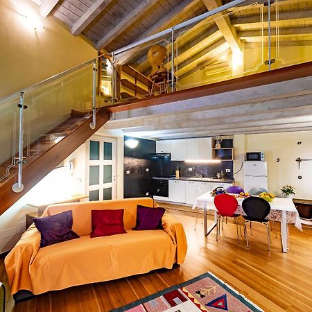 Giohouse4 Apartment ヴァレッジョ・スル・ミンチョ エクステリア 写真